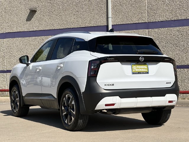 Used 2026 Nissan Kicks SV w/ SV Premium Package AWD/4WD image 3