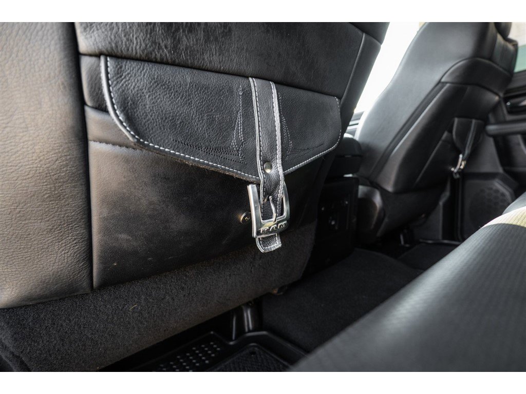 Used 2015 RAM 2500 Limited image 29