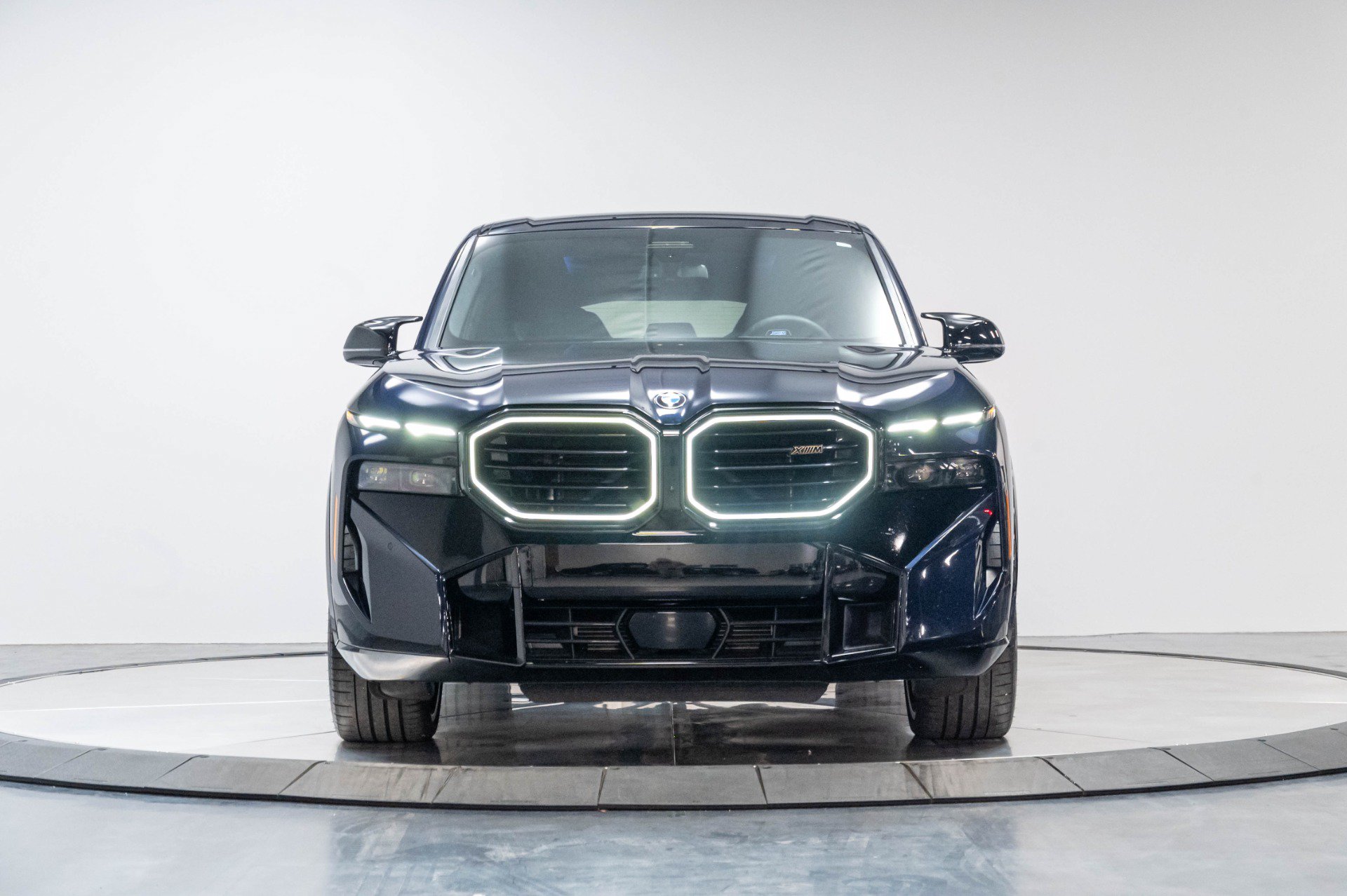 Used 2023 BMW XM AWD/4WD image 44