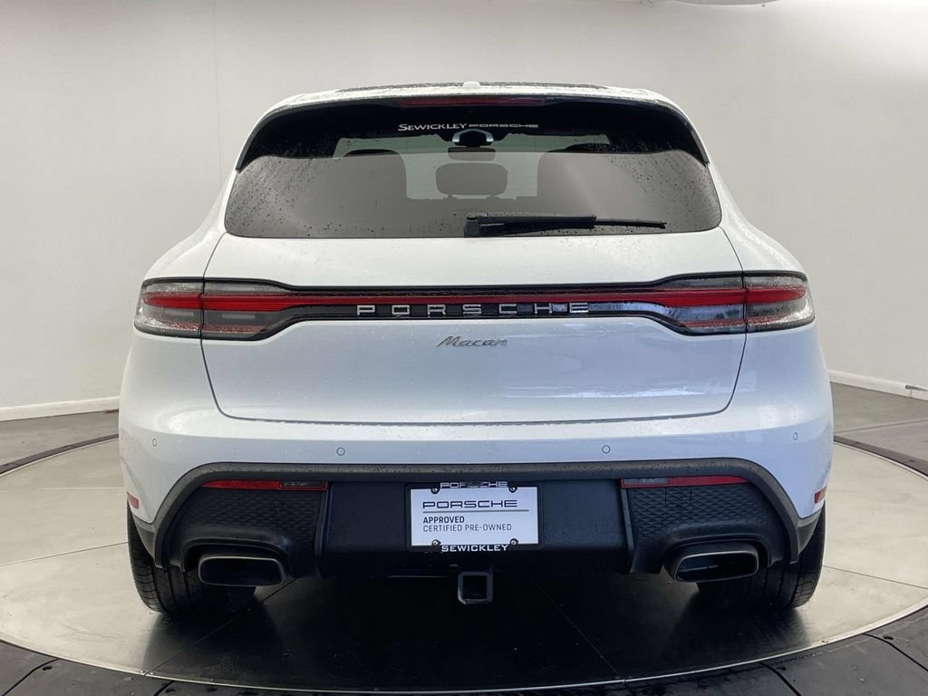 Certified 2025 Porsche Macan AWD/4WD image 6
