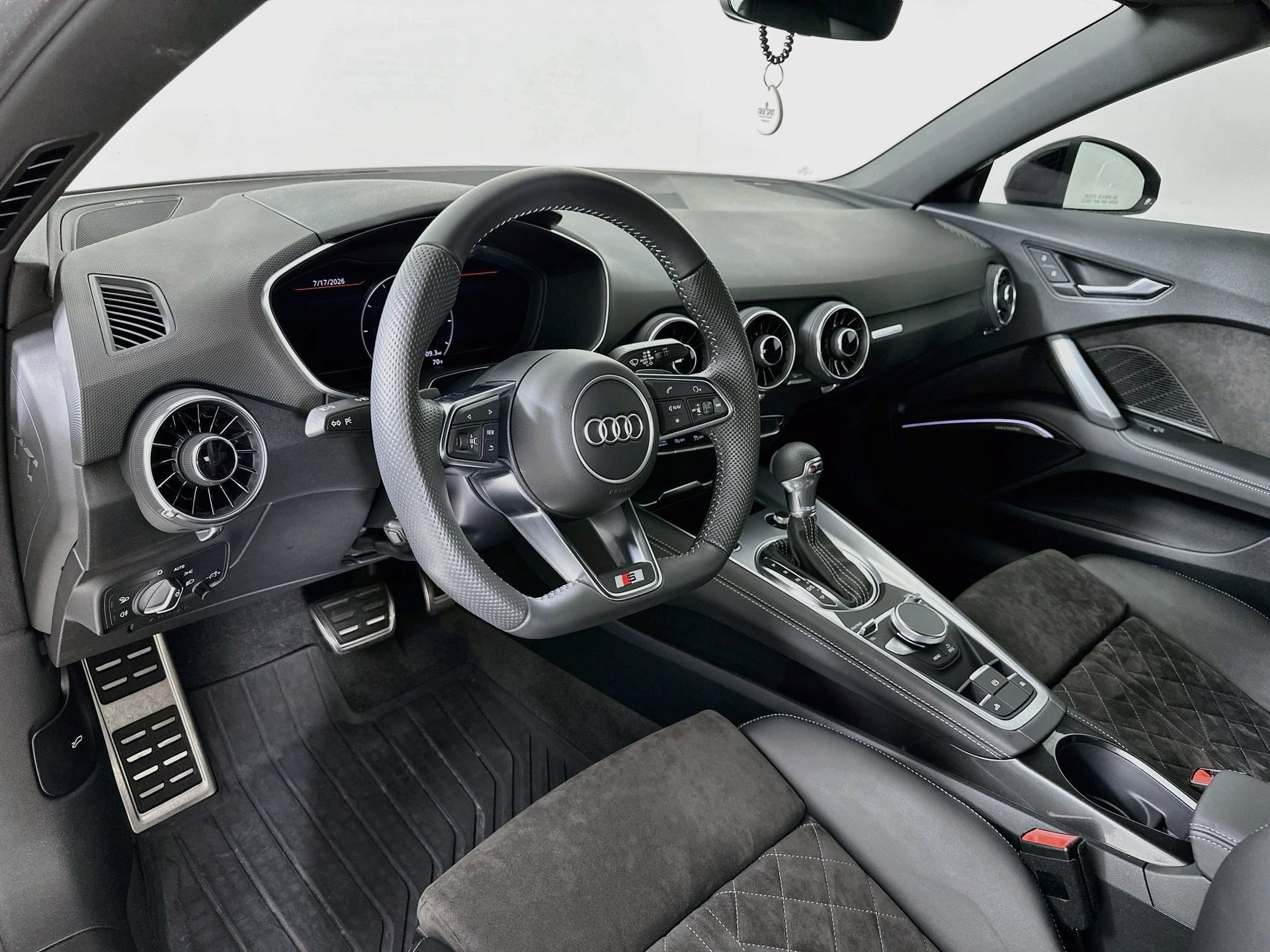 Used 2022 Audi TT 2.0T AWD/4WD image 10