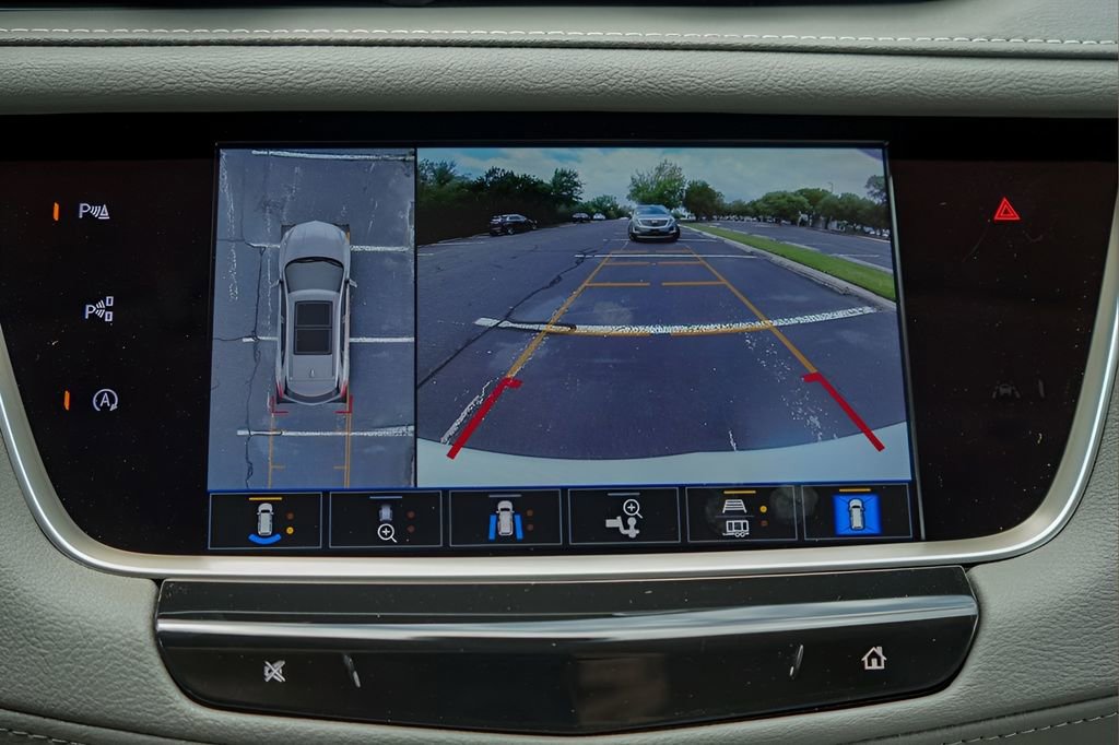 New 2026 Cadillac XT5 Premium Luxury w/ Driver Assist Package FWD image 12