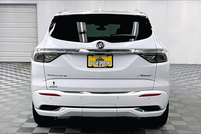 Used 2023 Buick Enclave Avenir w/ Avenir Technology Package FWD image 5