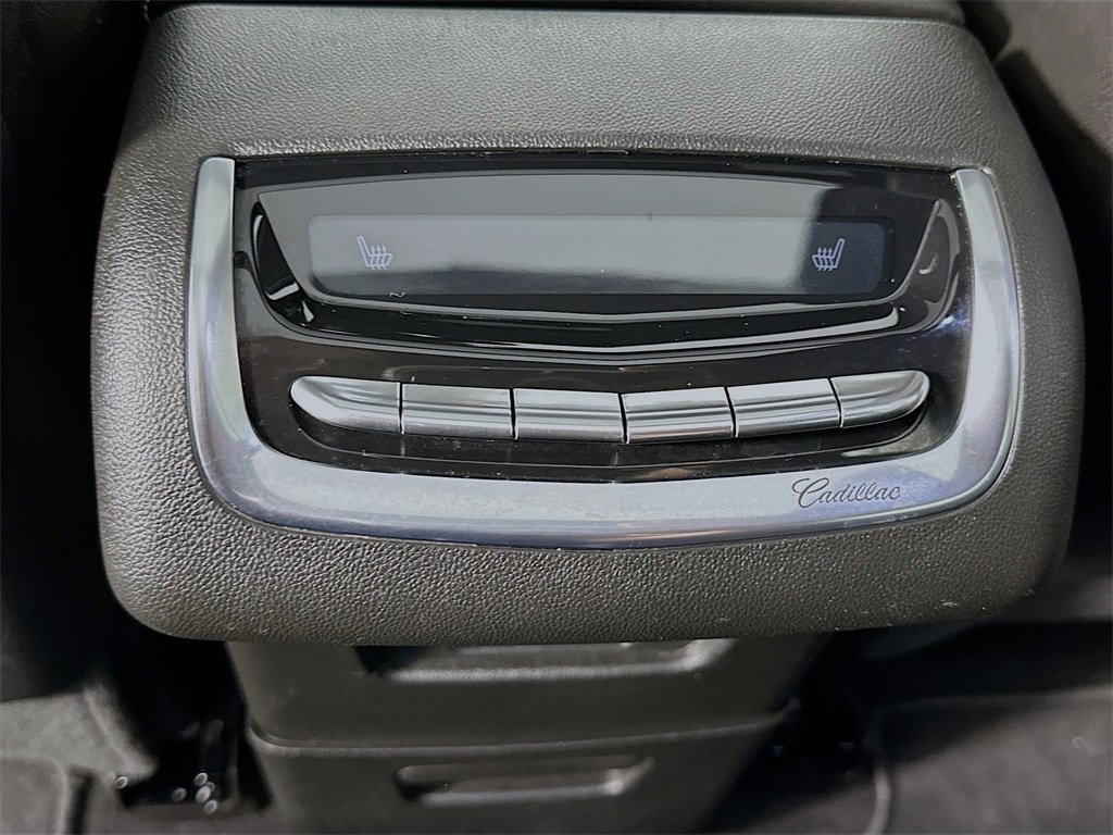 Used 2025 Cadillac XT6 Premium Luxury image 27