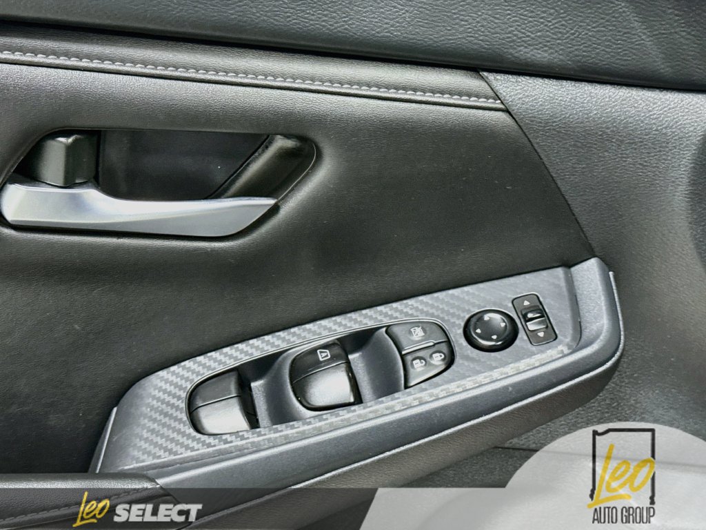 Used 2024 Nissan Sentra SV FWD image 20