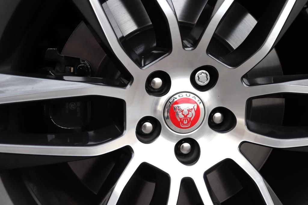 Used 2022 Jaguar F-TYPE R-Dynamic image 89