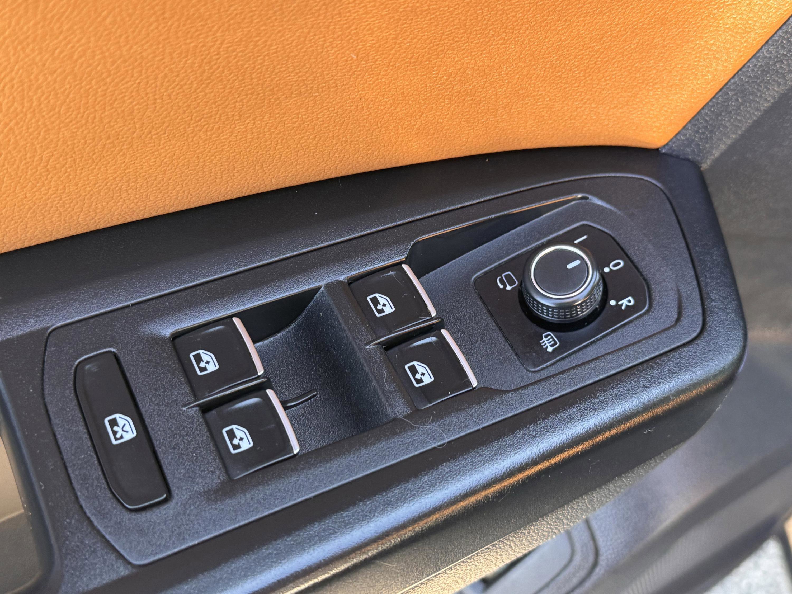 Used 2018 Volkswagen Atlas SEL Premium image 10