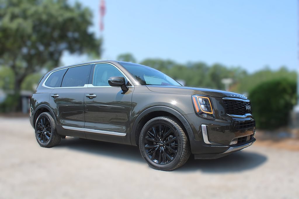 Certified 2022 Kia Telluride SX w/ SX Prestige Package AWD/4WD image 3