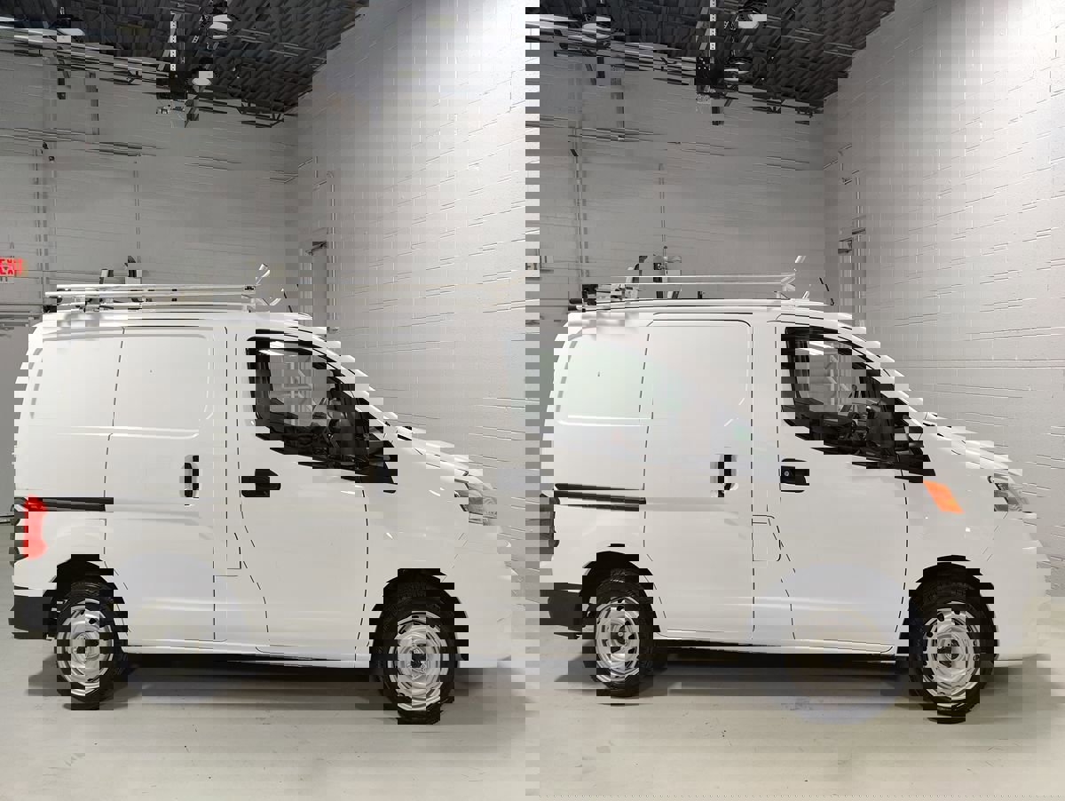 Used 2021 Nissan NV200 S image 4