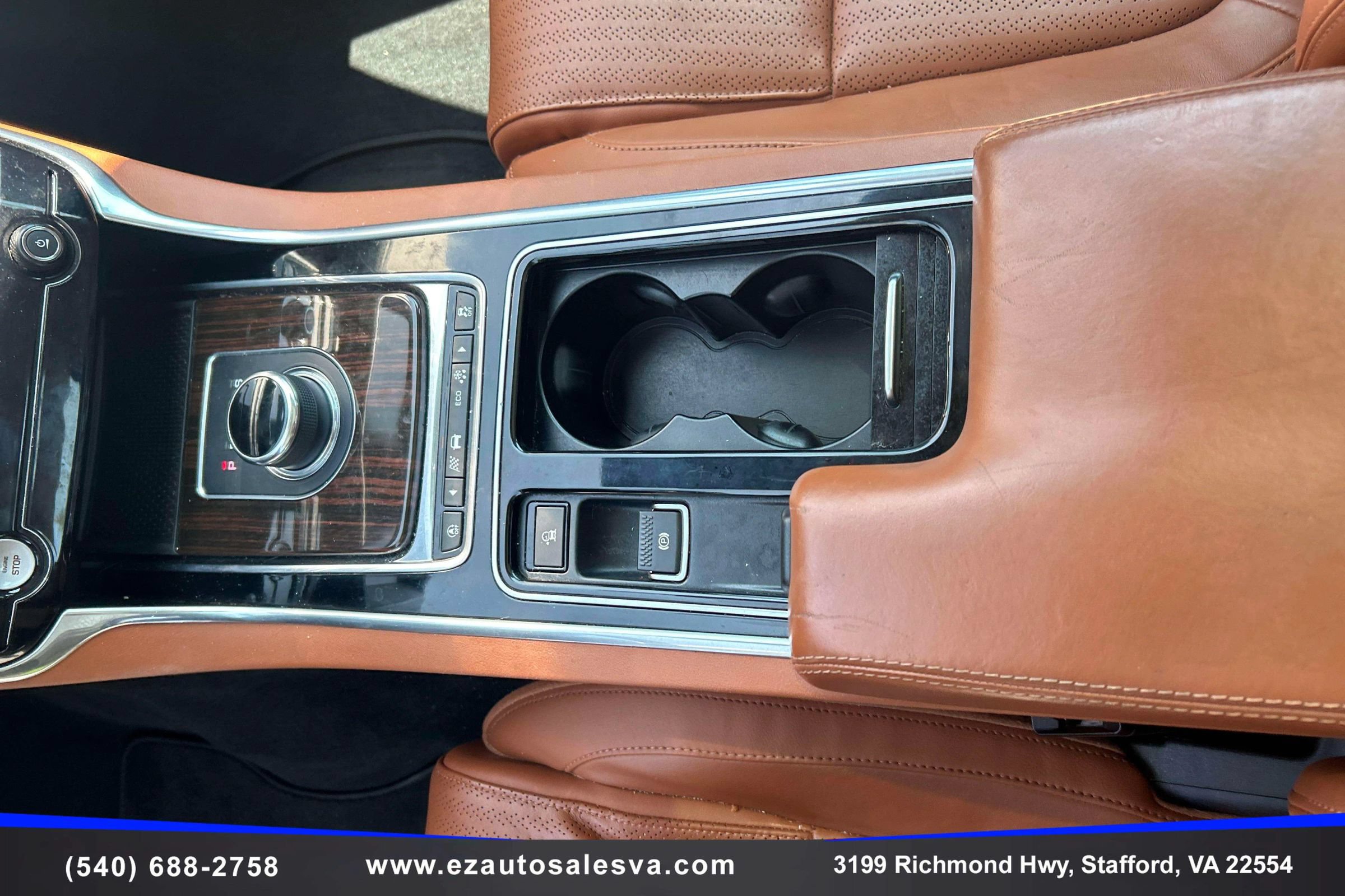 Used 2018 Jaguar XE Portfolio AWD/4WD image 19