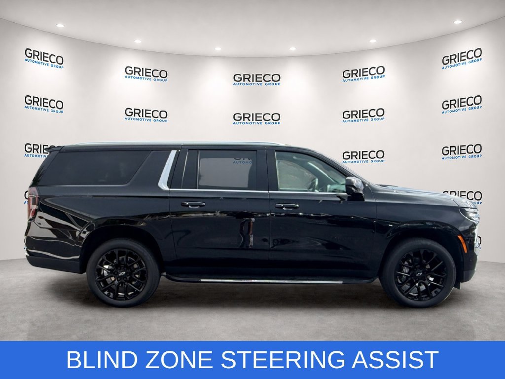Used 2025 Chevrolet Suburban LS RWD image 8