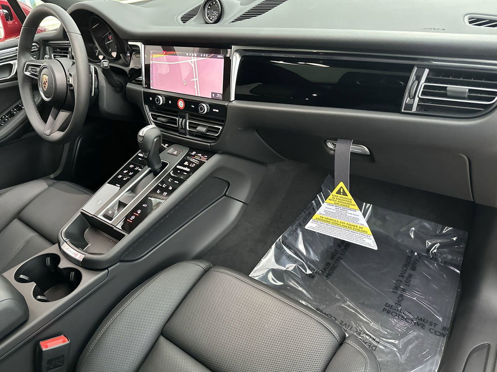 New 2025 Porsche Macan image 19