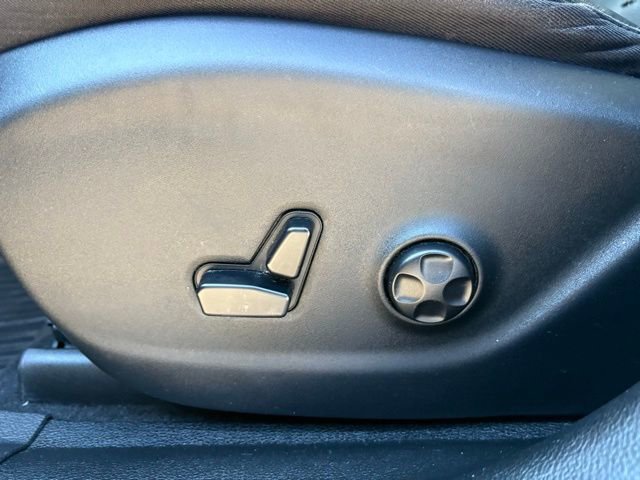 Used 2020 Jeep Cherokee Latitude Plus w/ Cold Weather Group image 25