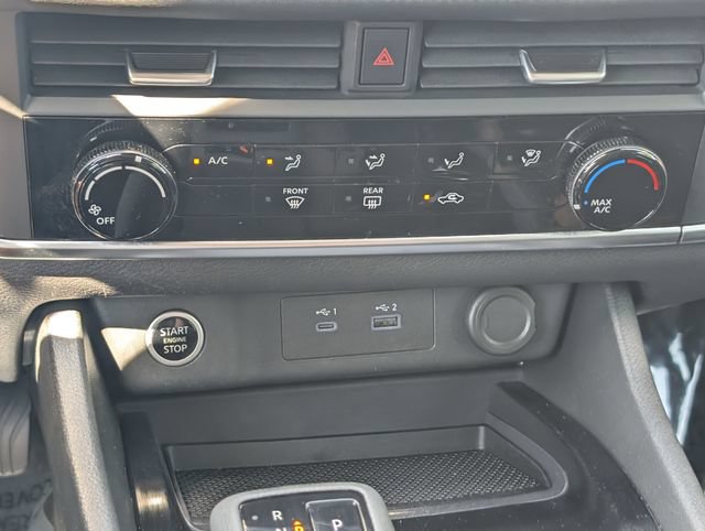 Used 2023 Nissan Rogue S FWD image 22