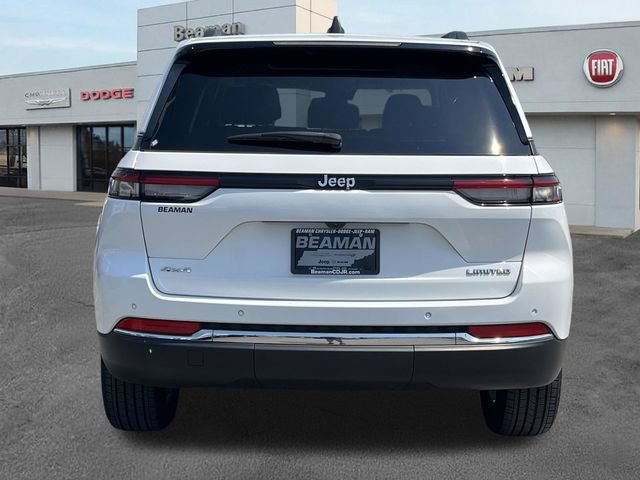 Used 2023 Jeep Grand Cherokee Limited AWD/4WD image 6