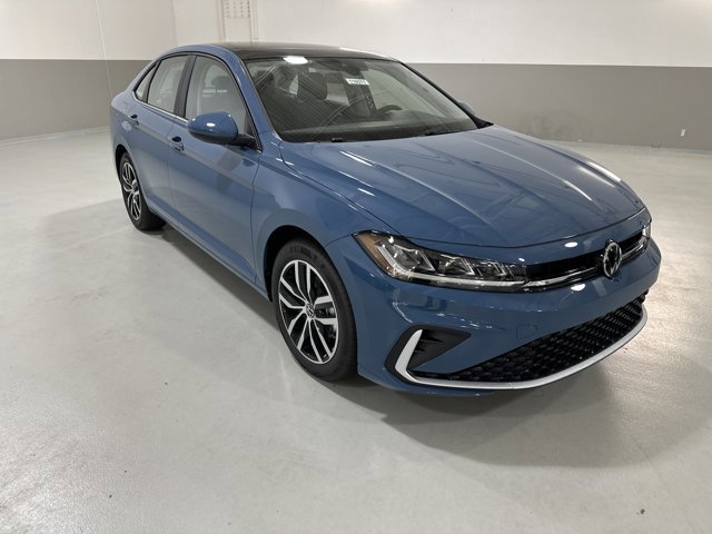 New 2026 Volkswagen Jetta SE image 4