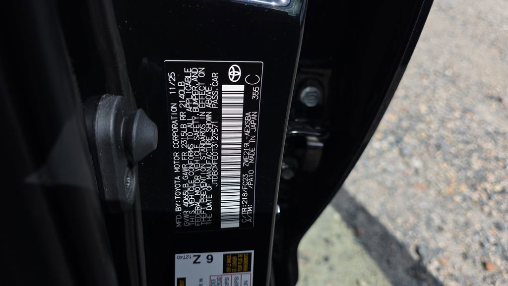 Used 2026 Toyota Corolla SE FWD image 26