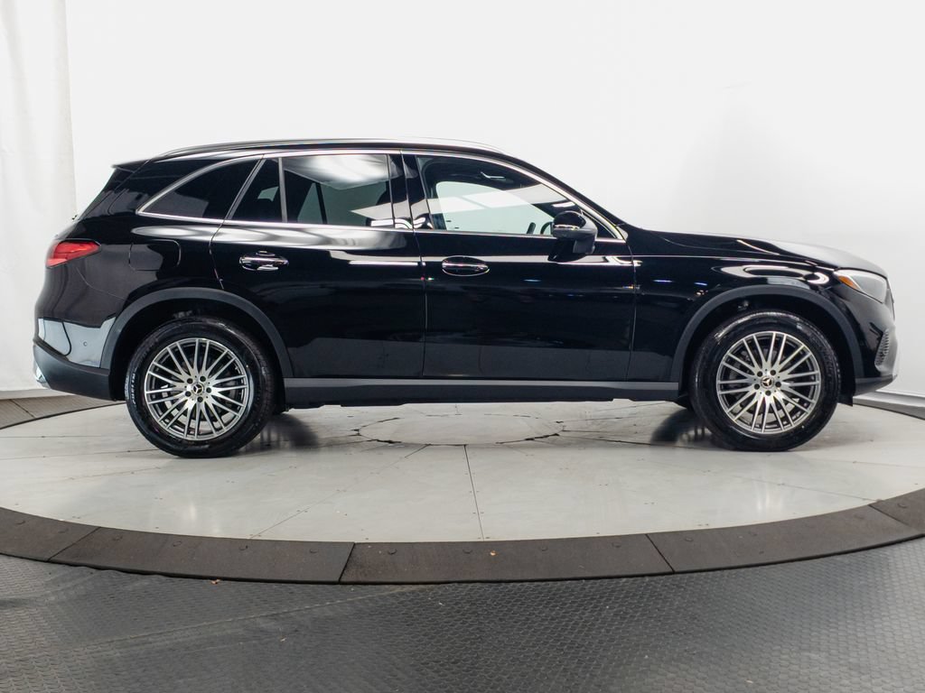 Certified 2026 Mercedes-Benz GLC 300 4MATIC image 34