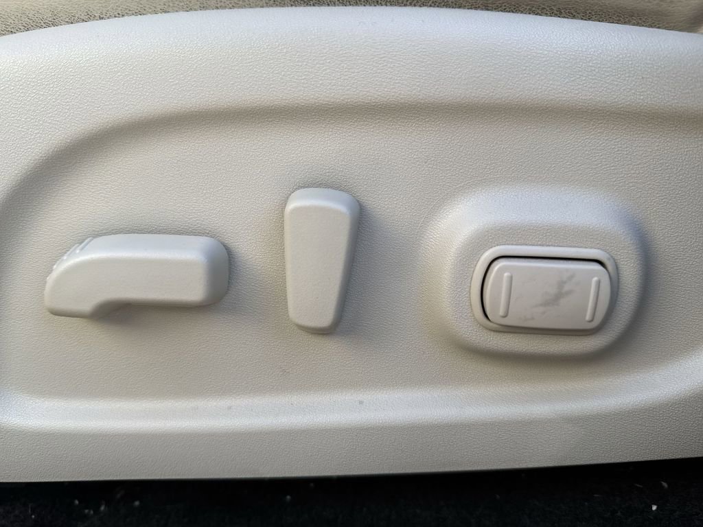 Used 2019 INFINITI QX60 Luxe w/ Sensory Package image 12