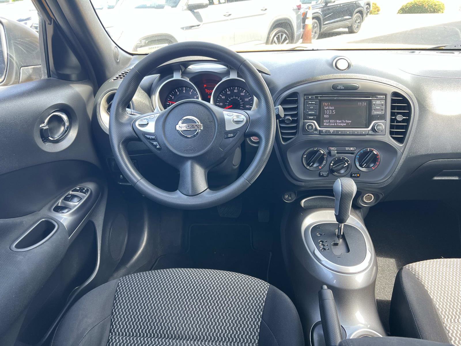 Used 2016 Nissan Juke S image 7