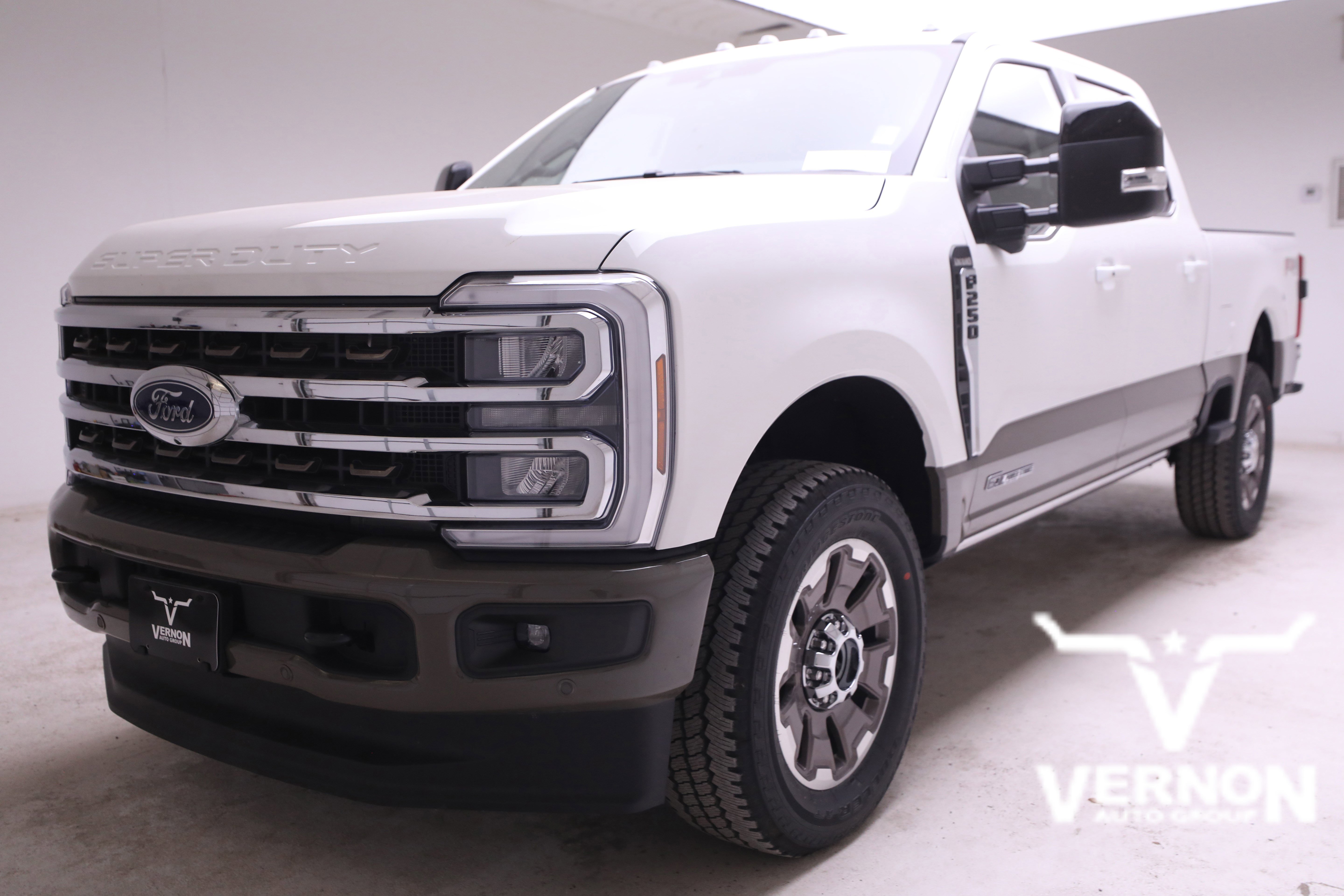 New 2026 Ford F250 King Ranch w/ FX4 Off-Road Package