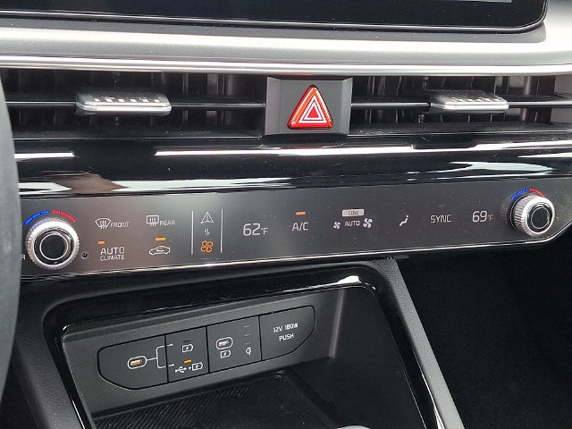 Used 2025 Kia K5 GT-Line w/ GT-Line Premium Package FWD image 22