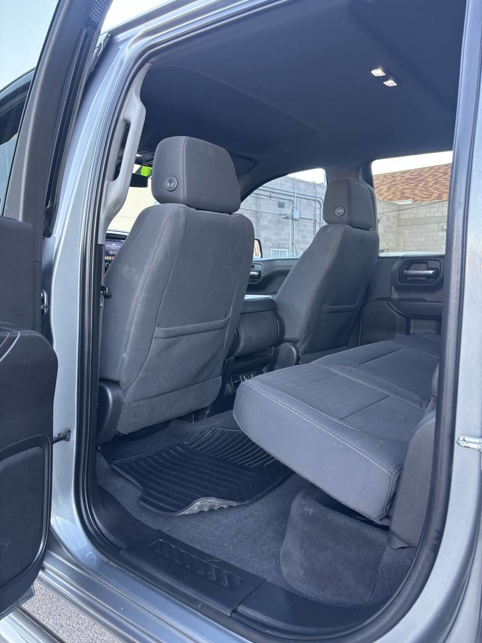 Used 2020 Chevrolet Silverado 1500 LT w/ All-Star Edition image 14