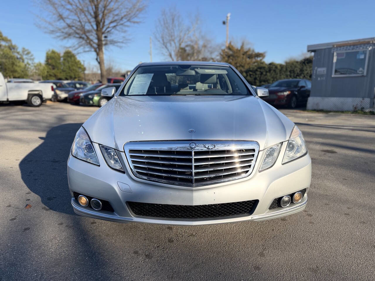 Used 2011 Mercedes-Benz E 350 4MATIC Sedan image 2