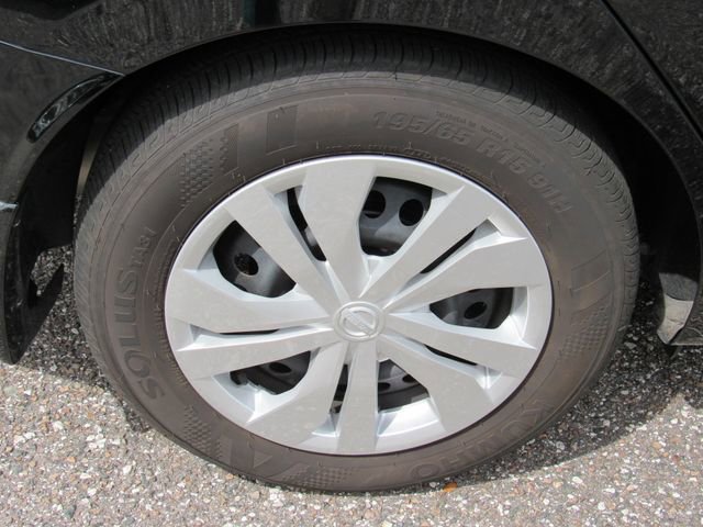 Certified 2025 Nissan Versa S w/ Trunk Package image 10