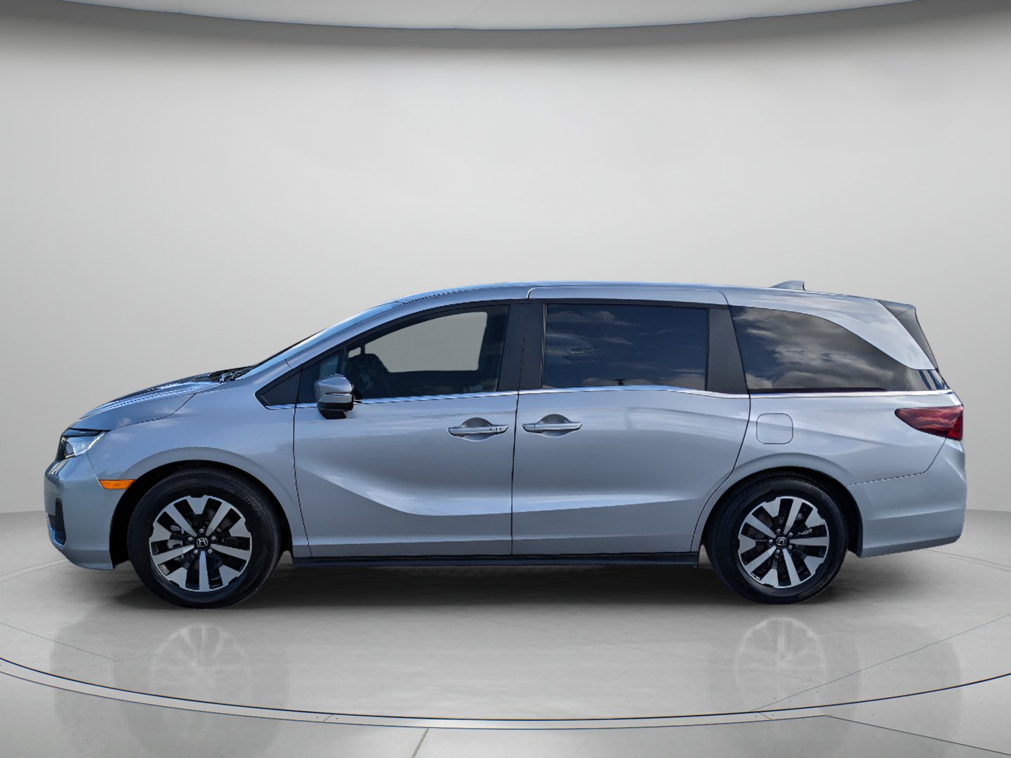 Used 2026 Honda Odyssey EX-L image 5