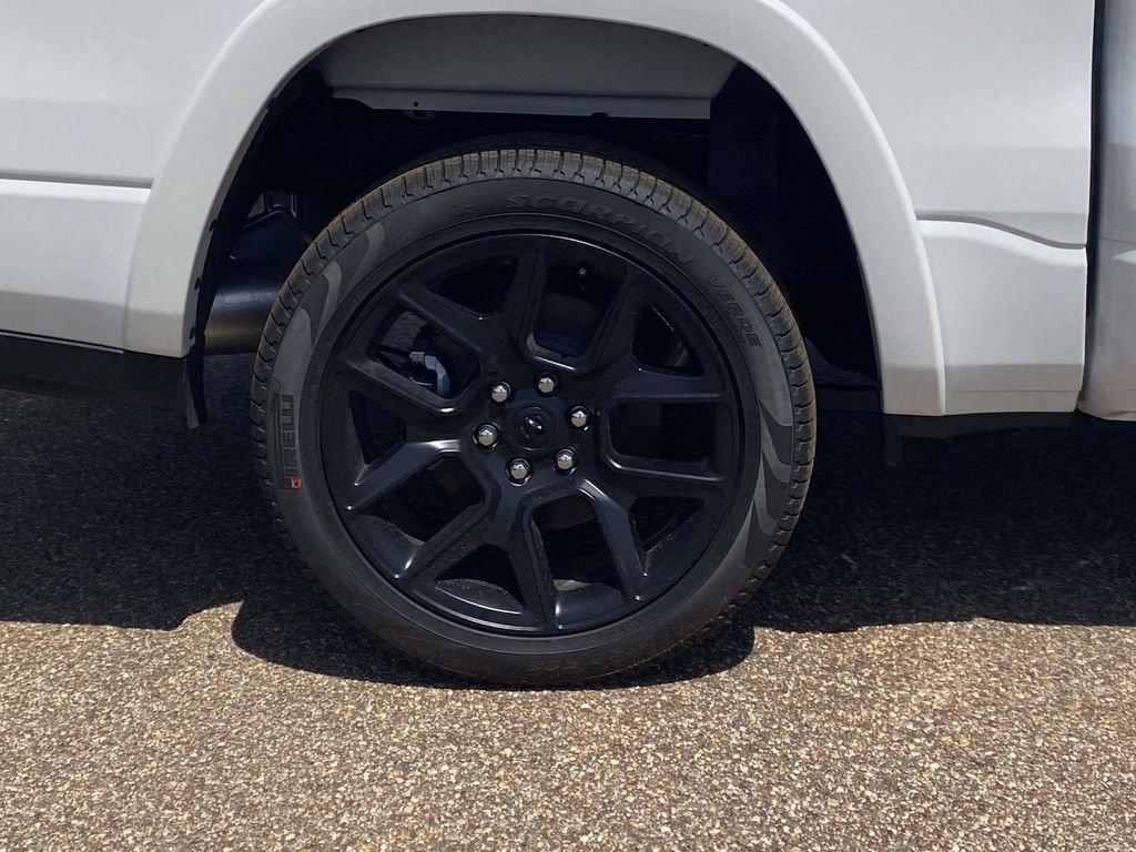 New 2026 RAM 1500 Laramie w/ Night Edition AWD/4WD image 38