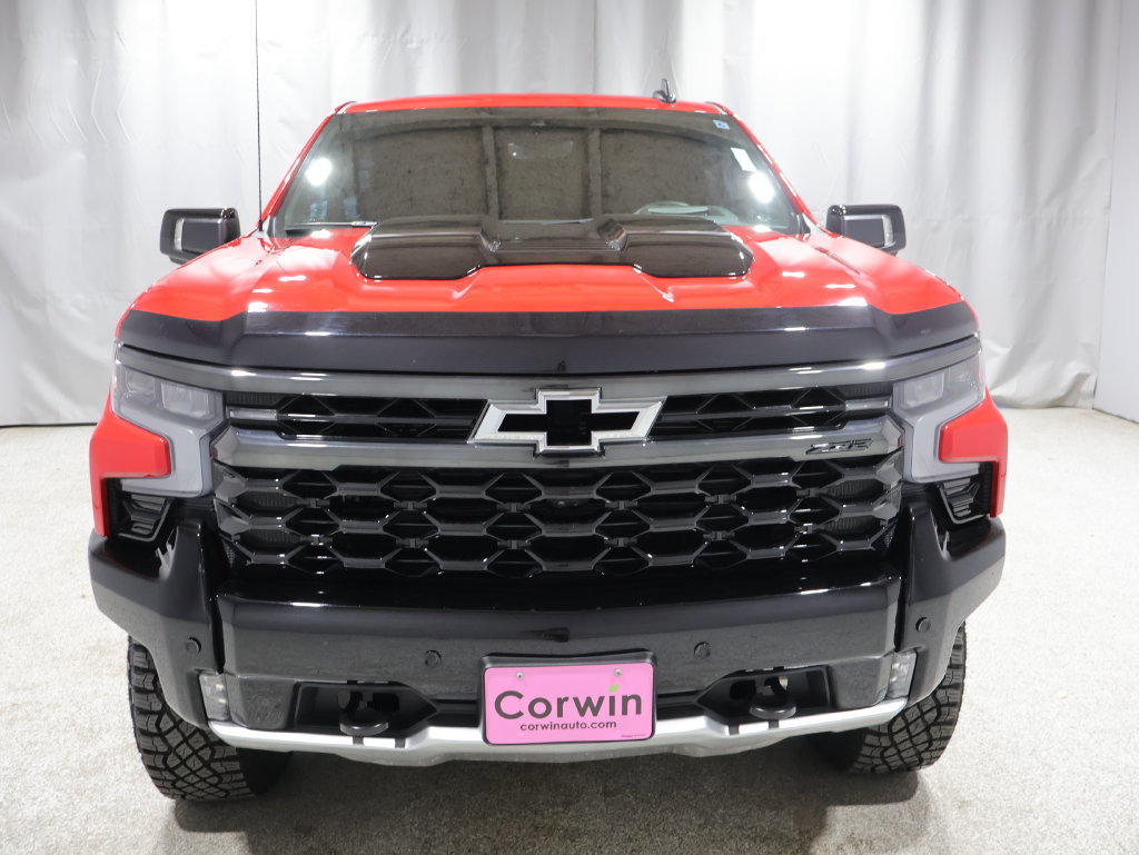 Used 2025 Chevrolet Silverado 1500 ZR2 w/ Technology Package AWD/4WD image 9