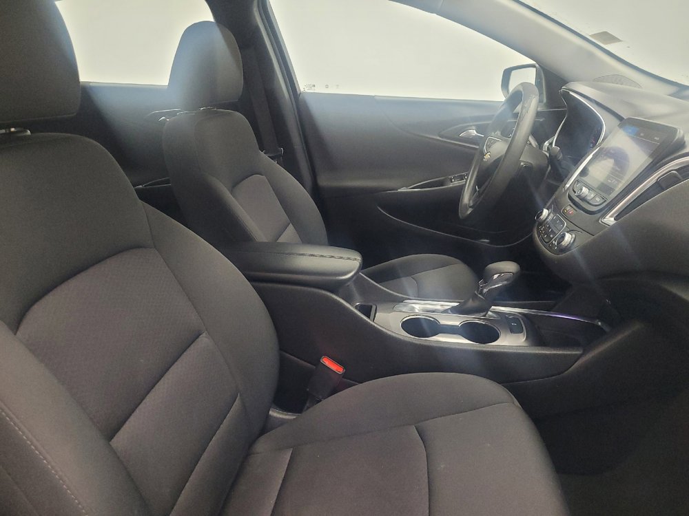 Used 2021 Chevrolet Malibu LT FWD image 21