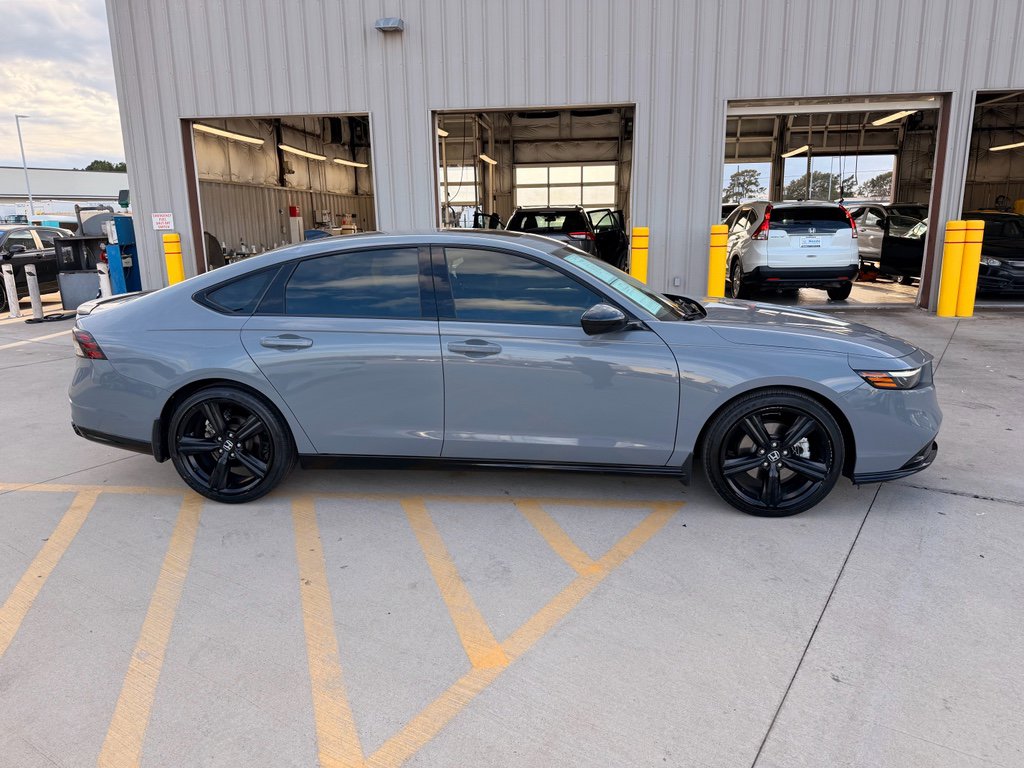 Certified 2024 Honda Accord Sport image 9