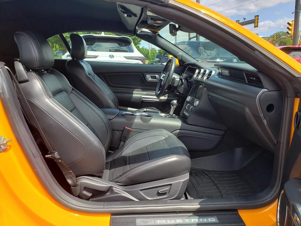 Used 2019 Ford Mustang GT Premium w/ Equipment Group 401A RWD image 21