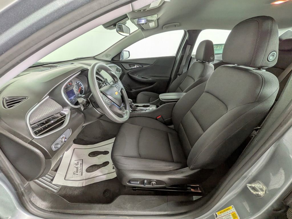 Used 2024 Chevrolet Malibu LT image 16