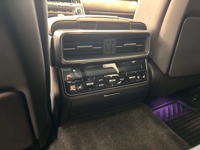 New 2026 Lexus LX 700h Luxury AWD/4WD image 15