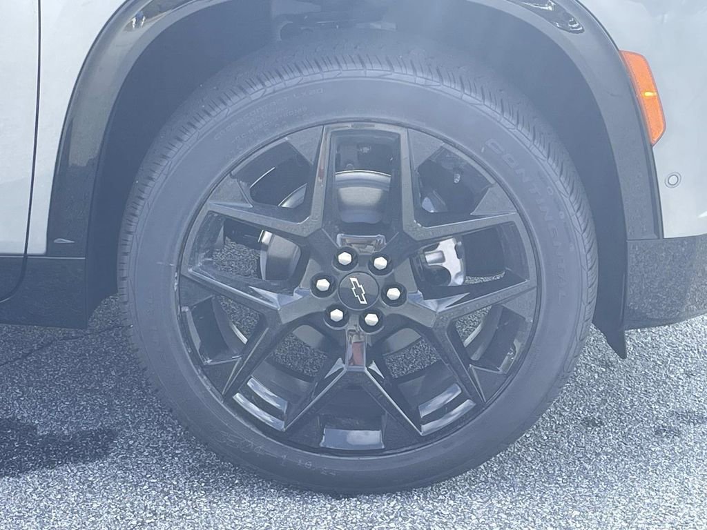 New 2026 Chevrolet Traverse RS image 9