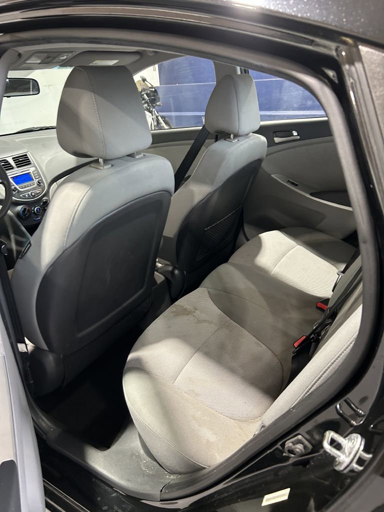 Used 2014 Hyundai Accent GLS image 10