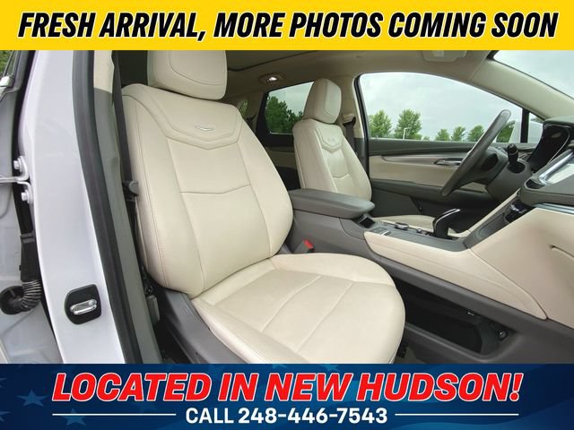Used 2020 Cadillac XT5 Premium Luxury w/ LPO, Floor Liner Package FWD image 28