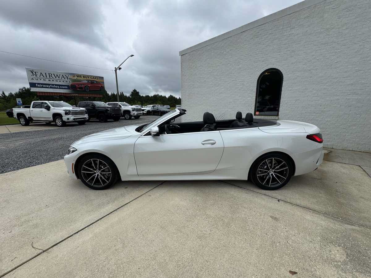Used 2025 BMW 430i Convertible RWD image 2