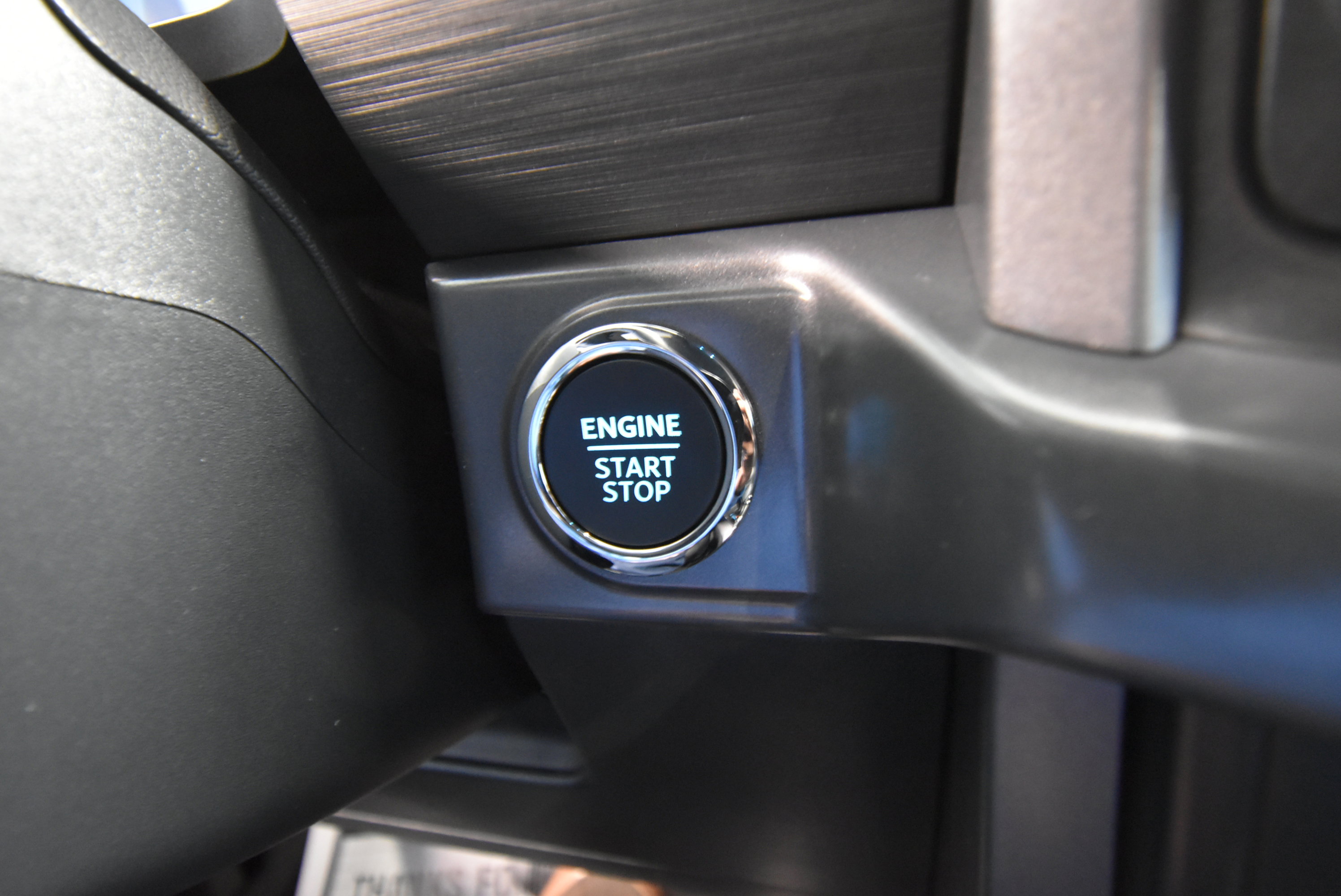 New 2025 Ford F150 XLT w/ Equipment Group 302A MID image 10