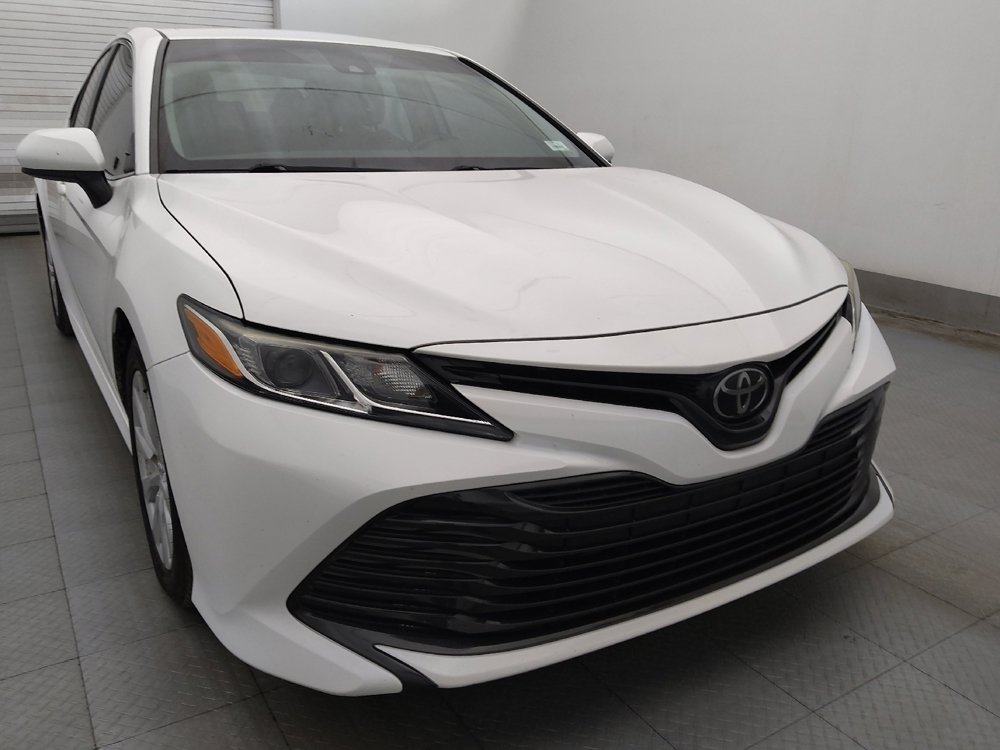 Used 2019 Toyota Camry LE FWD image 13