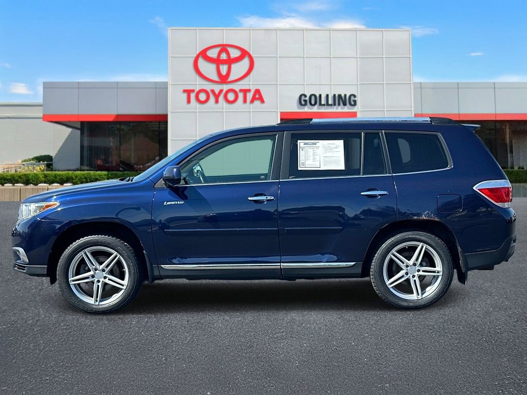 Used 2011 Toyota Highlander Limited w/ Tow Pkg image 2