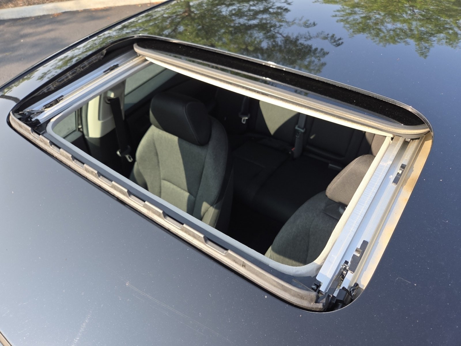 Certified 2024 Honda Accord EX image 4