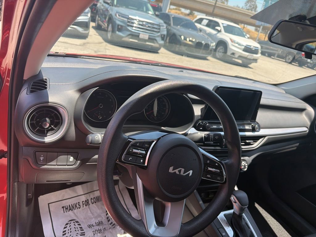 Used 2023 Kia Forte LXS FWD image 6