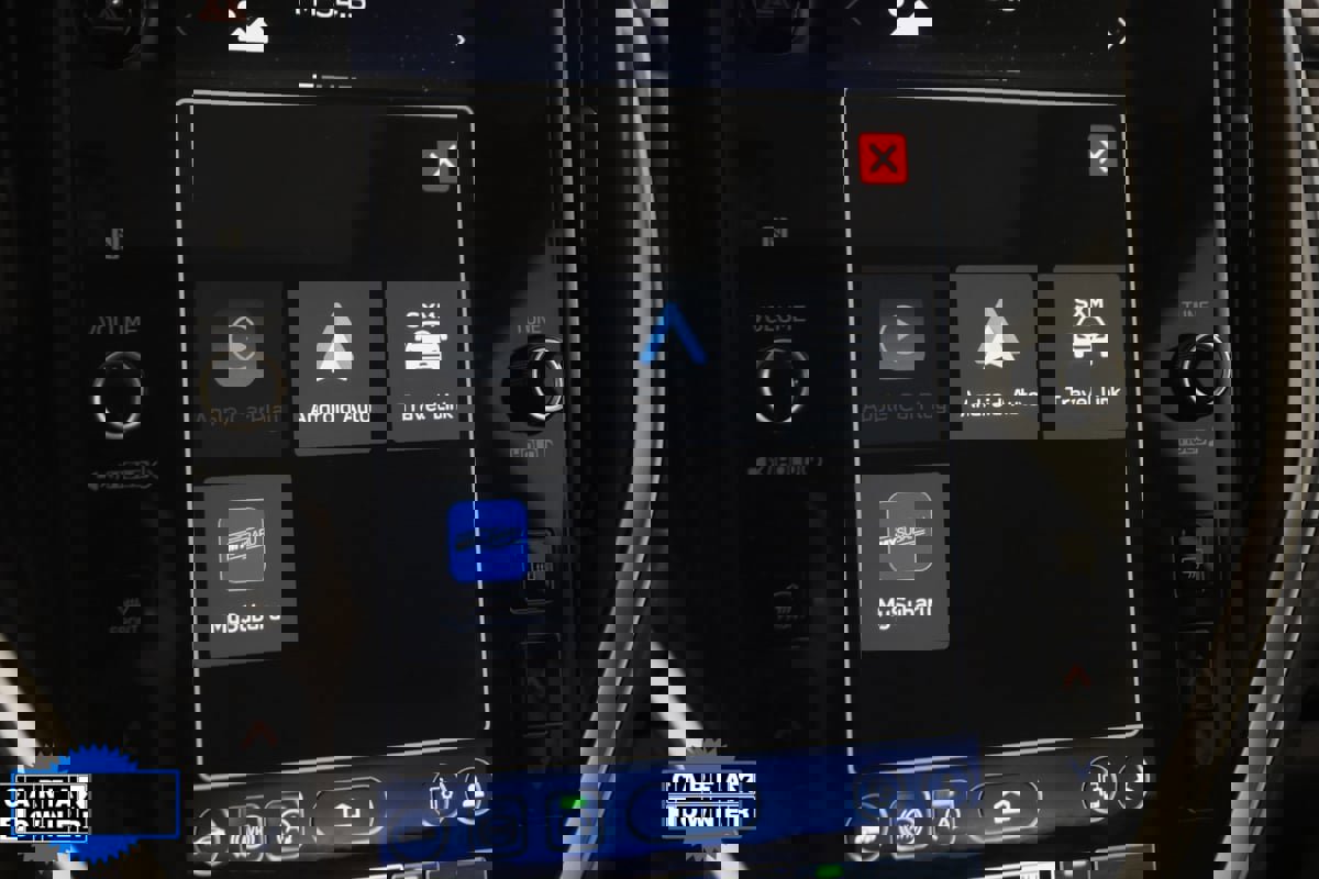 Used 2025 Subaru Crosstrek 2.0i Premium image 32