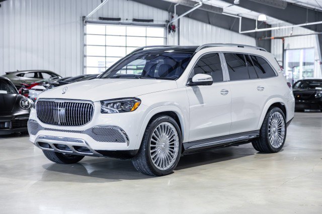 Used 2023 Mercedes-Benz Maybach GLS 600 4MATIC image 2