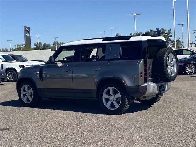 Used 2023 Land Rover Defender 110 S image 33