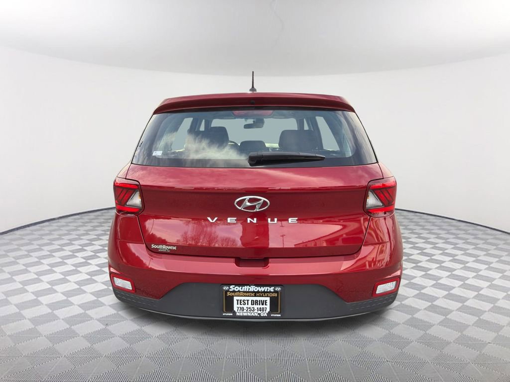 Used 2024 Hyundai Venue SE image 6